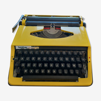 Typewriter - Brothers Deluxe