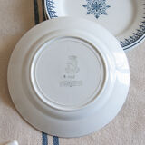 Old dessert plates blue décor, iron earth