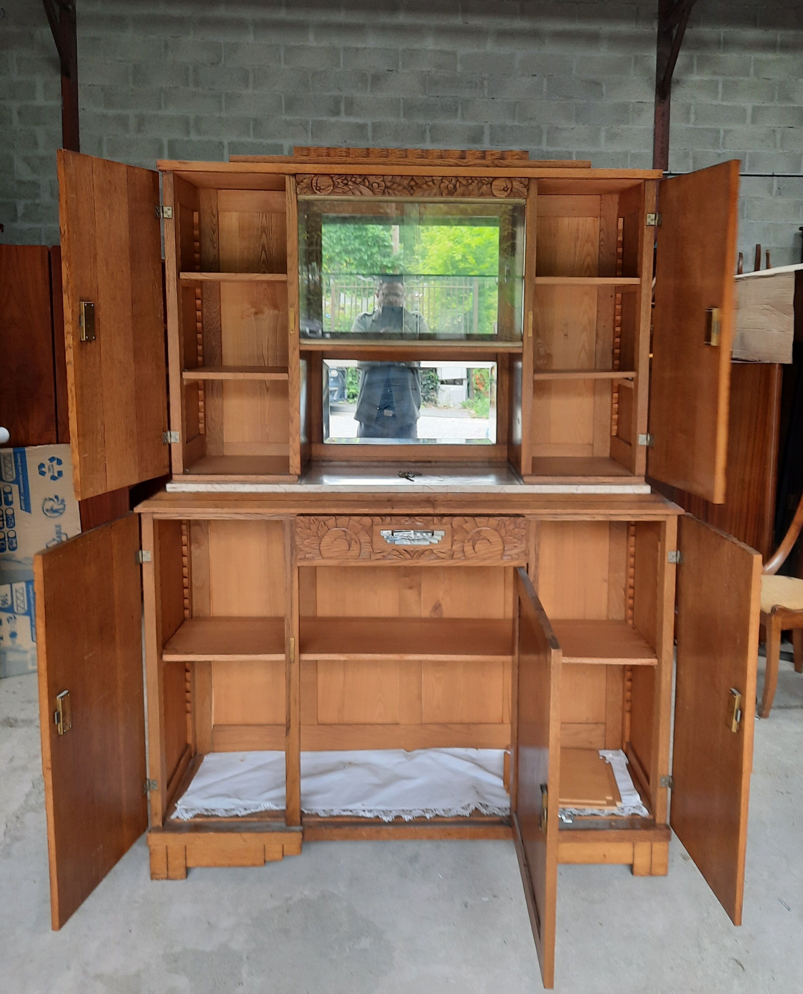 2-body buffet from the 1930s