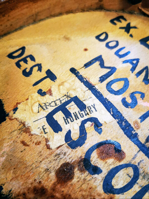 Artex manufacture bistro chair