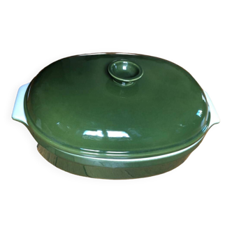 Vintage green casserole dish Émile Henry