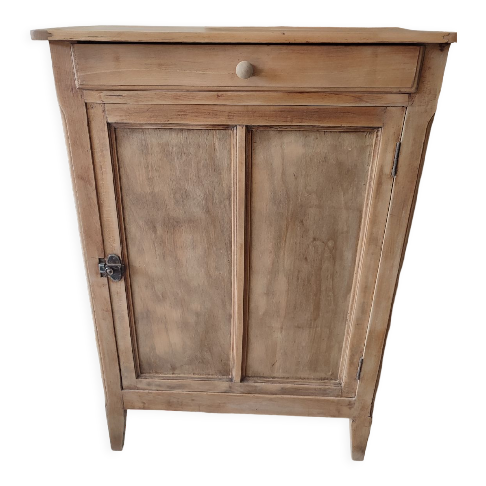 Jam maker or Parisian buffet