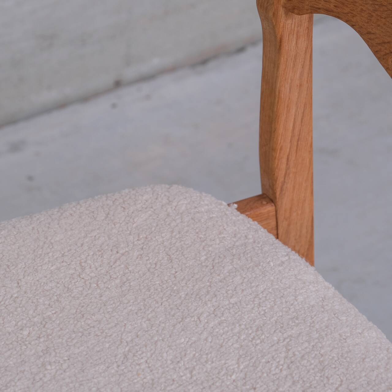 Set of 8 Oak Mid-Century Danish Dining Chairs attr. to Henning Kjaernulf