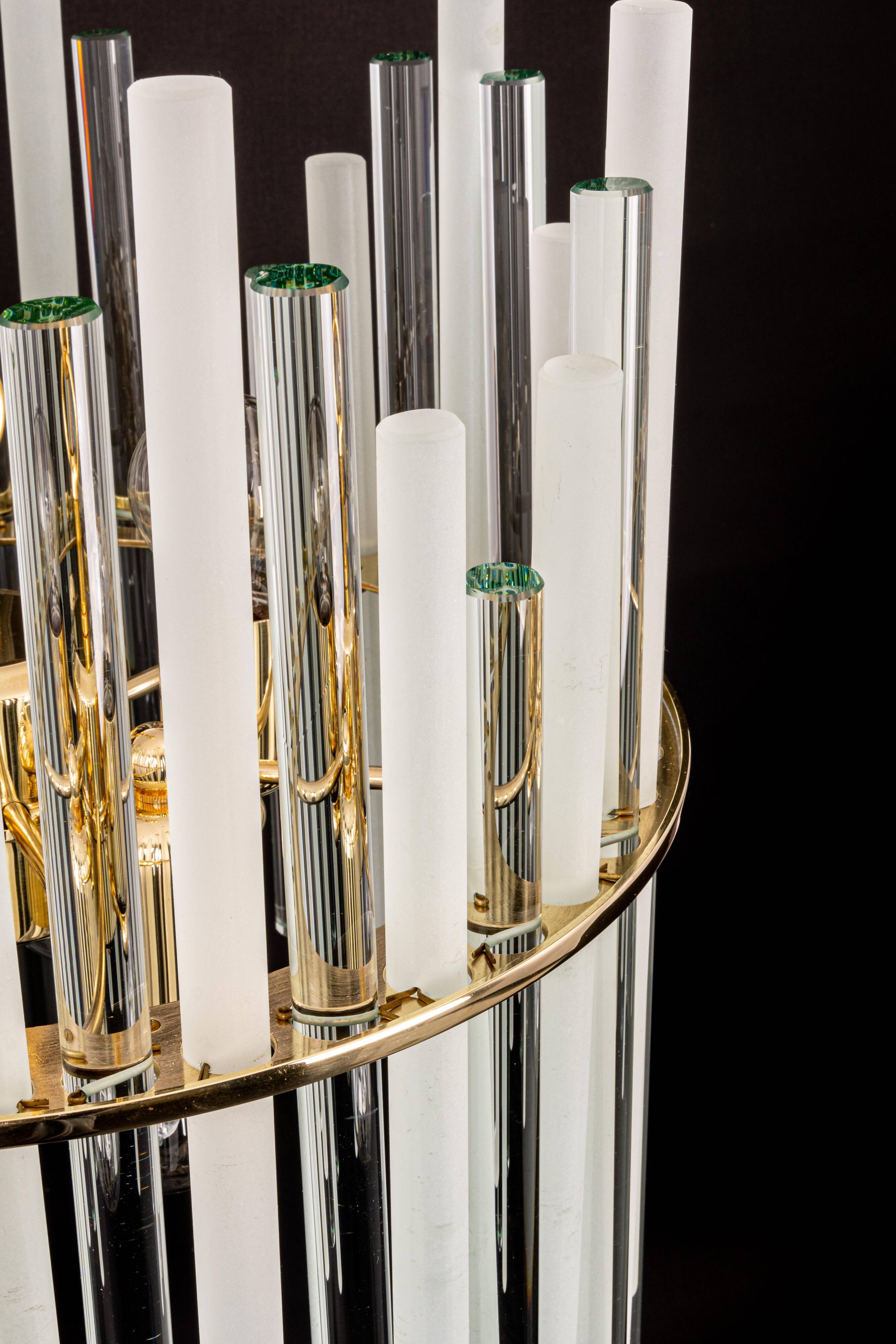 Lustre en laiton doré et baguettes en verre cristallin par C.Palme, Allemagne, années 1970