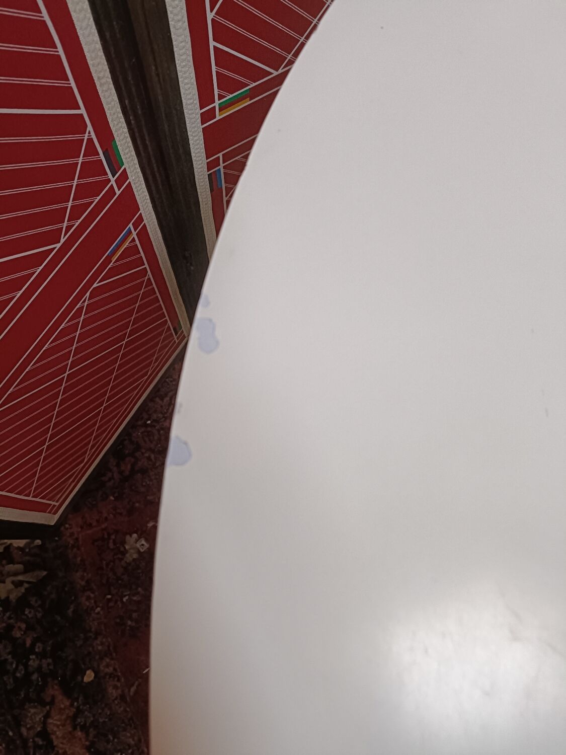 Table à manger ronde blanche 4 ou 6 personnes