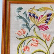 Vintage Floral Canvas Tapestry - Retro Wall Hanging Embroidery