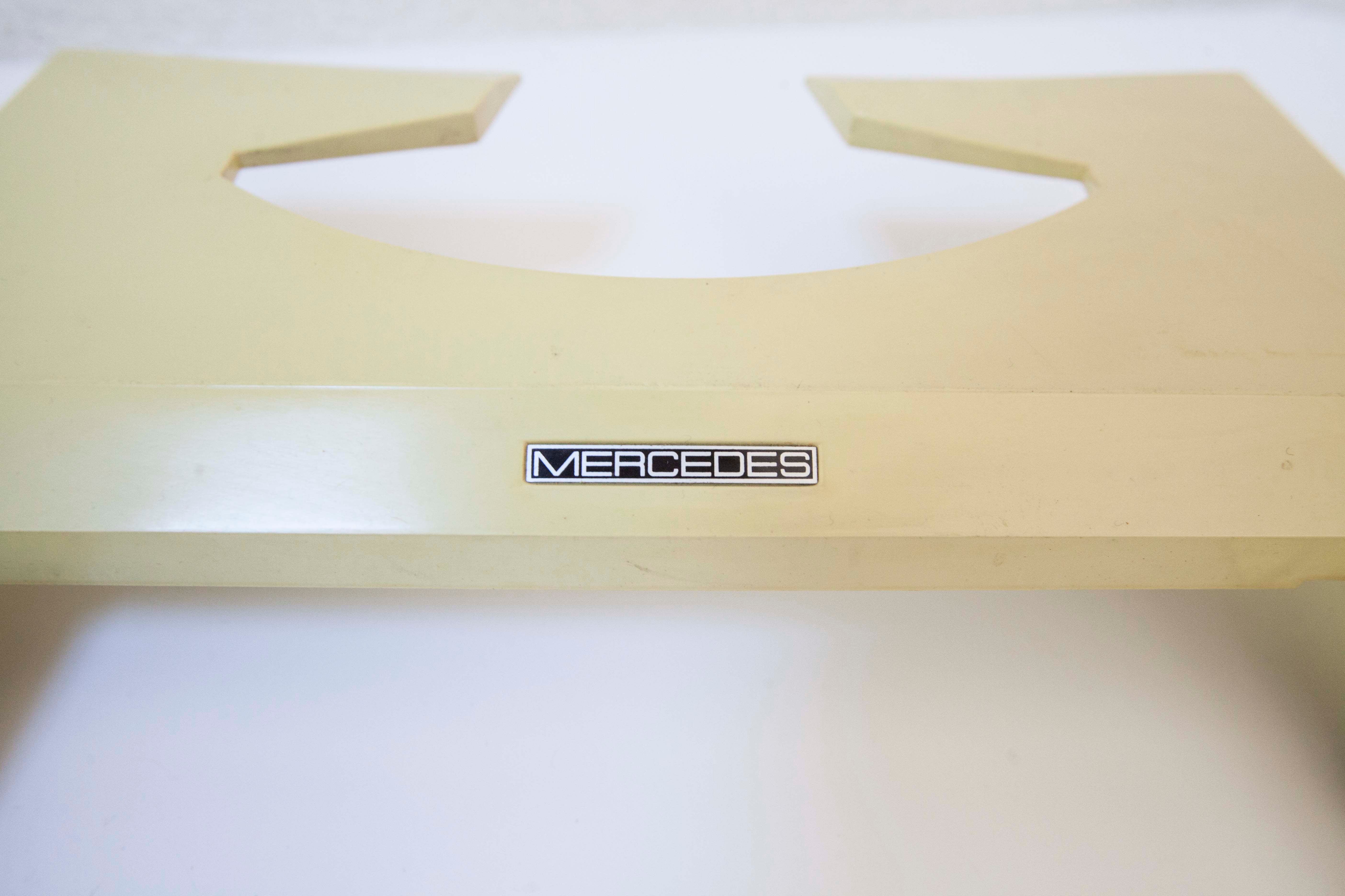 Mercedes character typewriter elite 1969