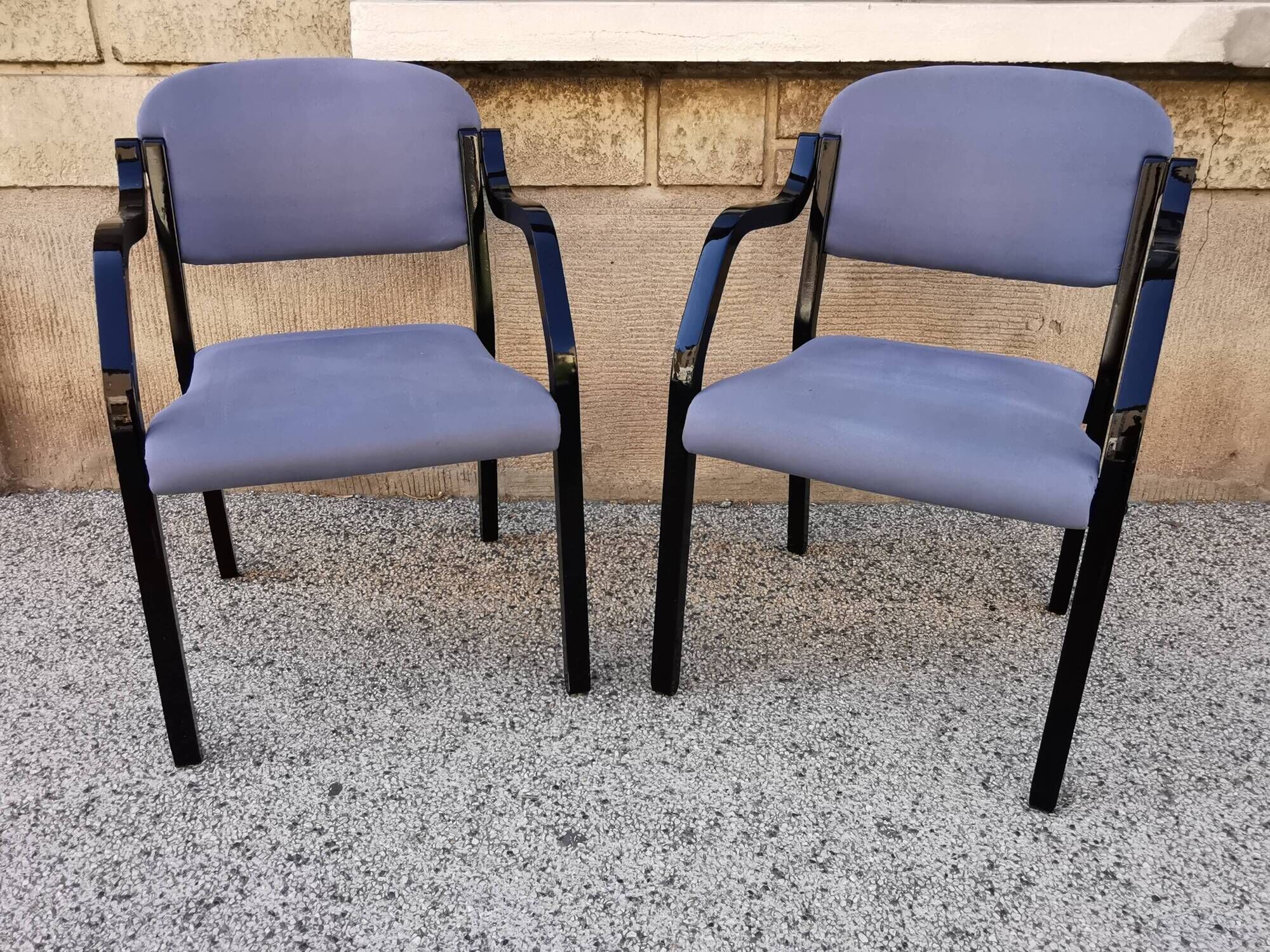 Suite de 4 fauteuils italiens vintage des années 80
