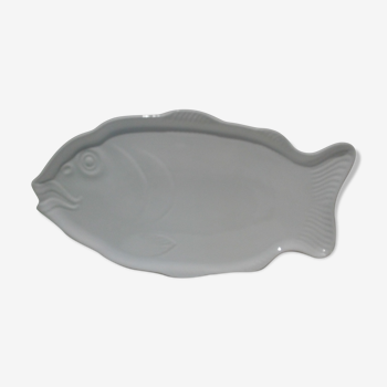 White porcelain fish dish