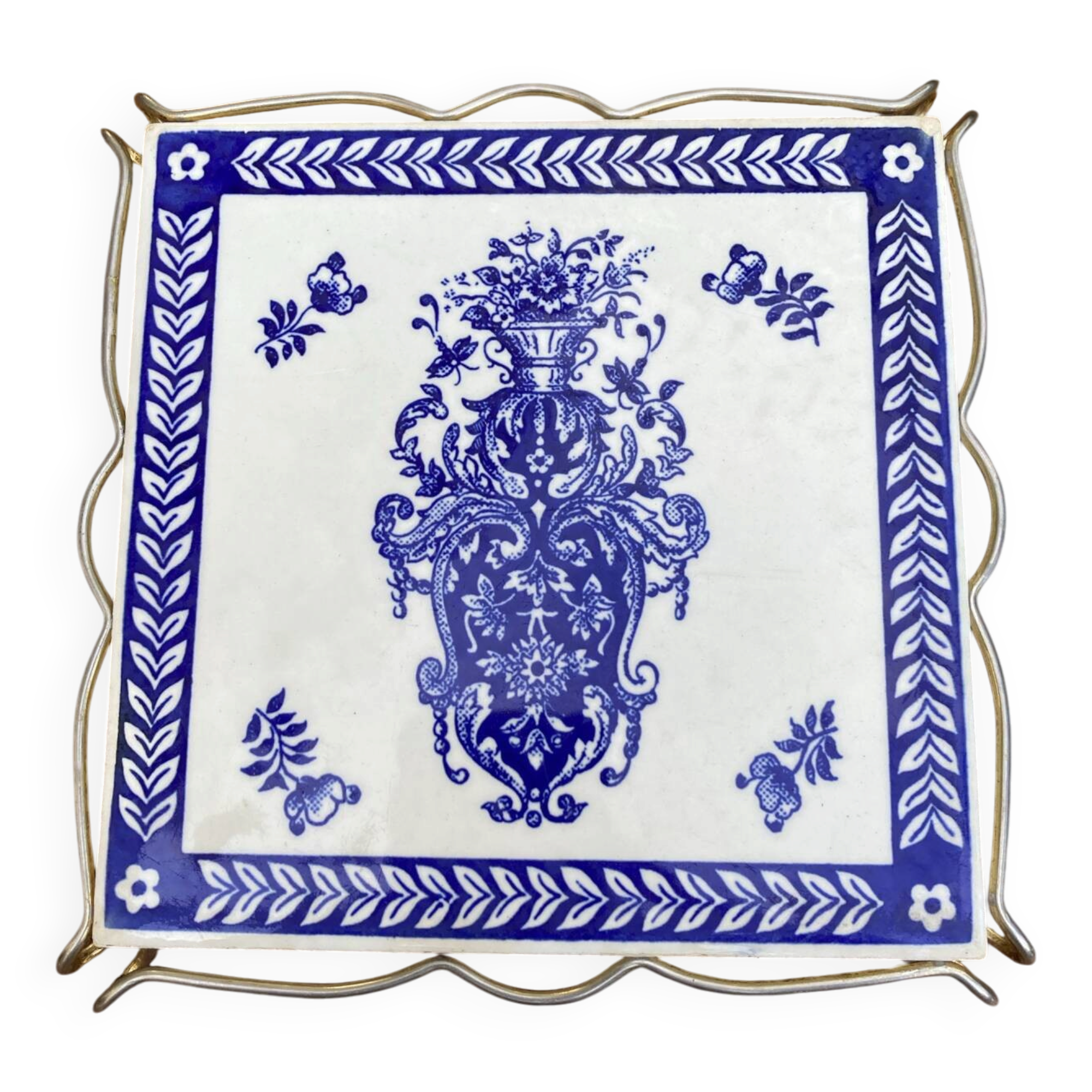 Vintage chic Gien earthenware trivet