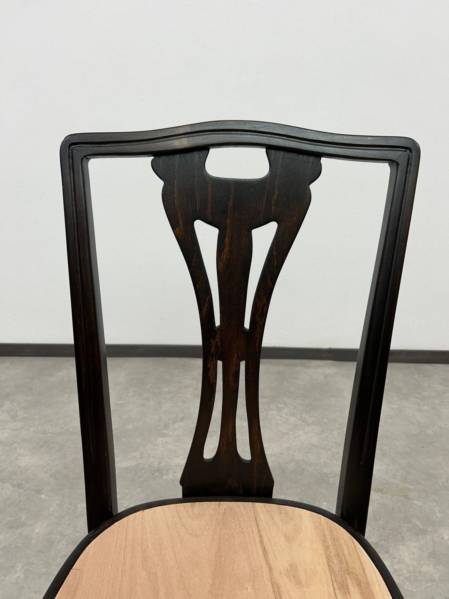 Set of 6 dining chairs no.319 by J&J Kohn