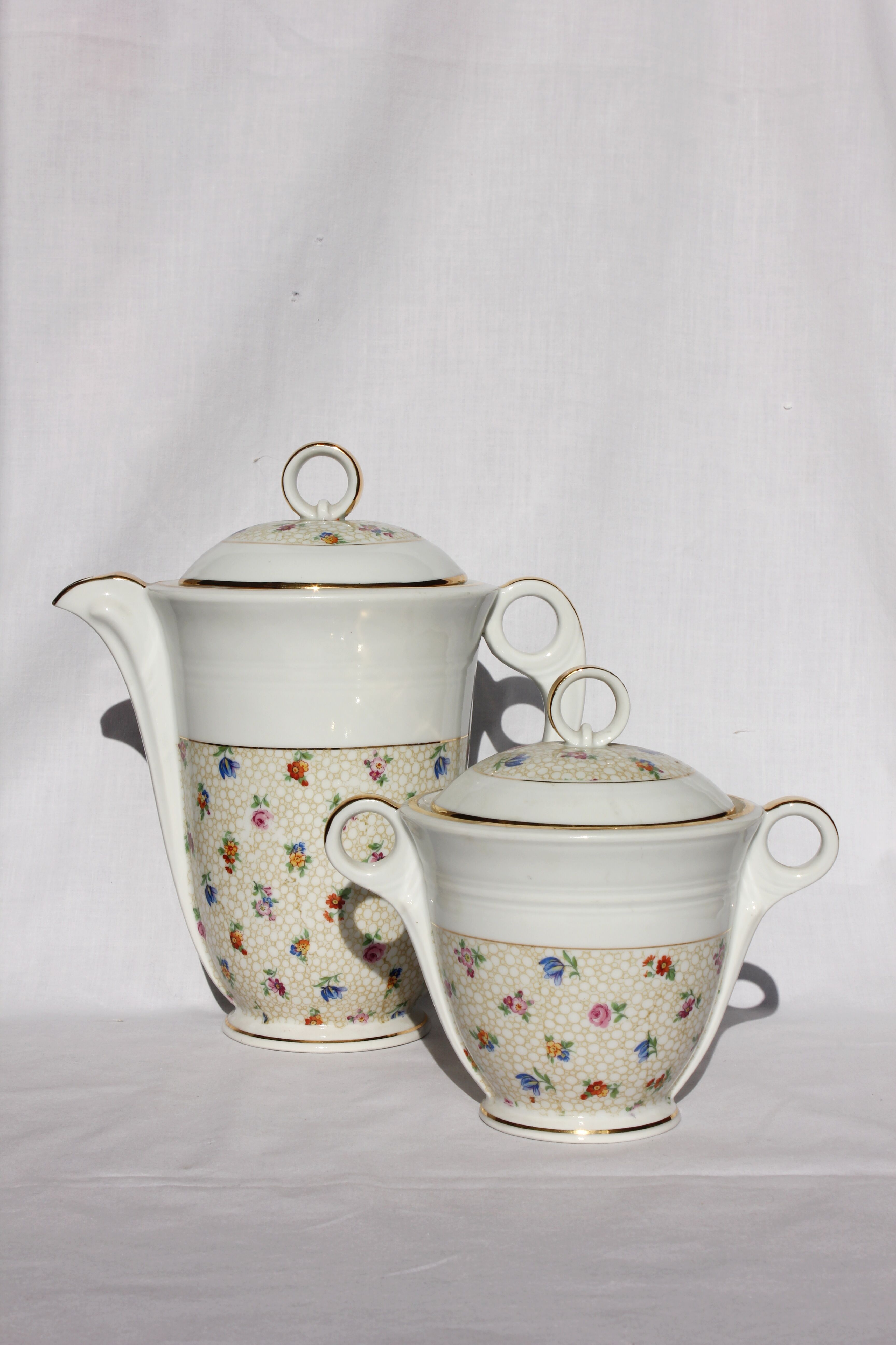 Vintage flower sugar bowl in real hard porcelain sfp