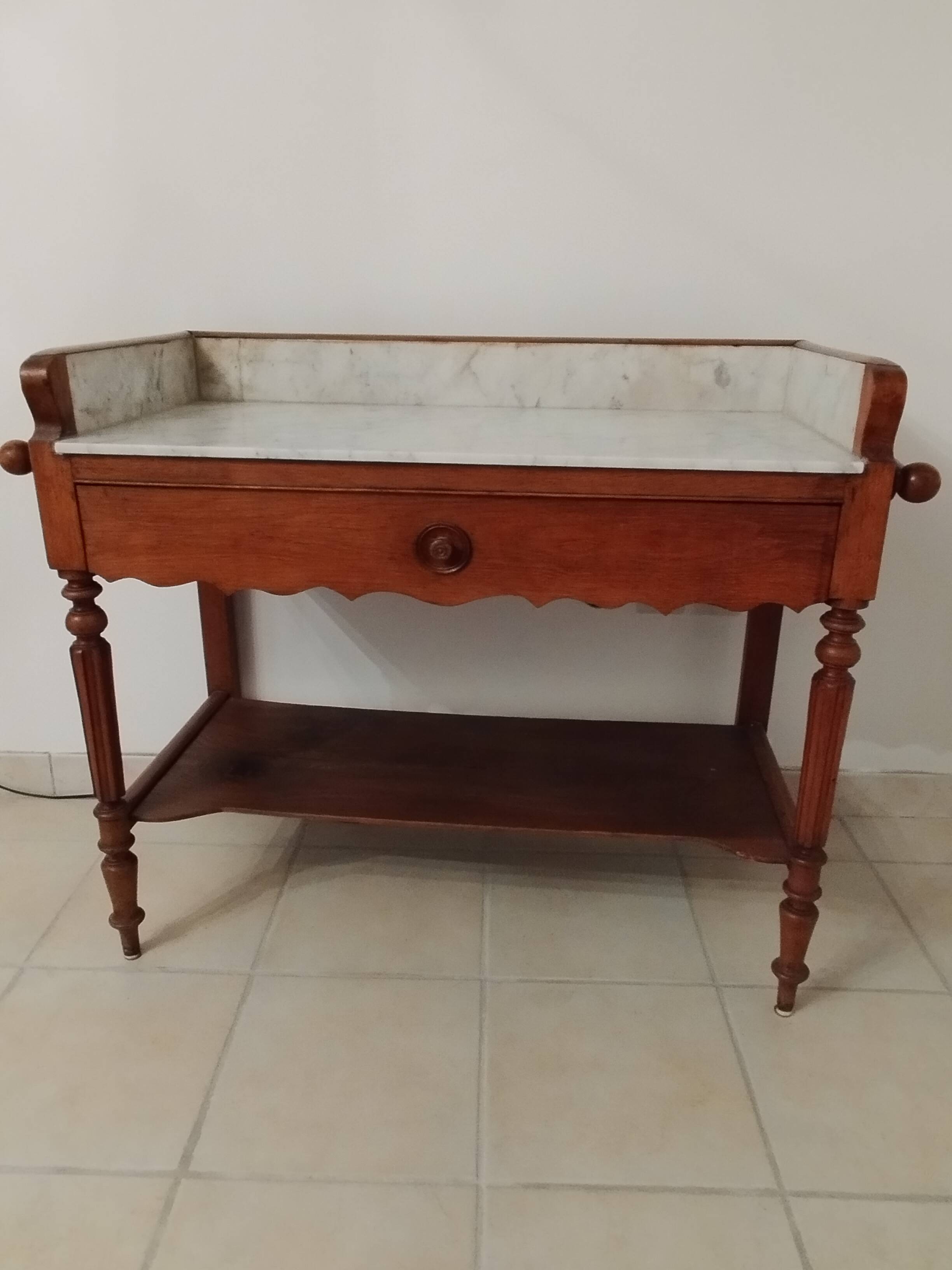 Dressing table