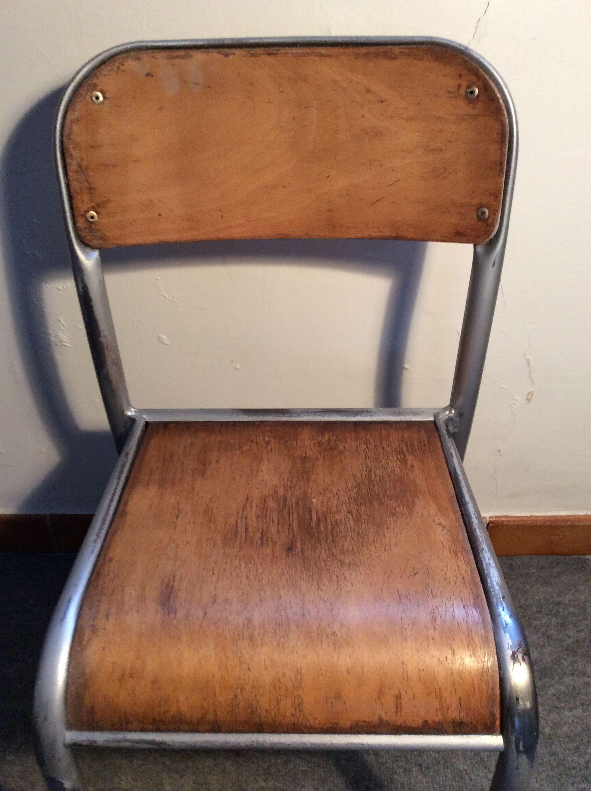 Bureau écolier en bois avec sa chaise