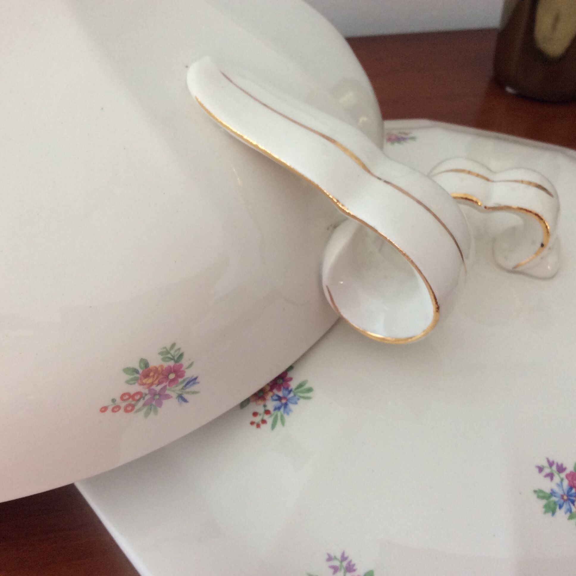 Old dodecagon tureen opaque porcelain Ceranord "Minerva"
