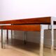 Un ensemble de tables de café gigognes vintage de milieu de siècle de Merrow Associates - If.