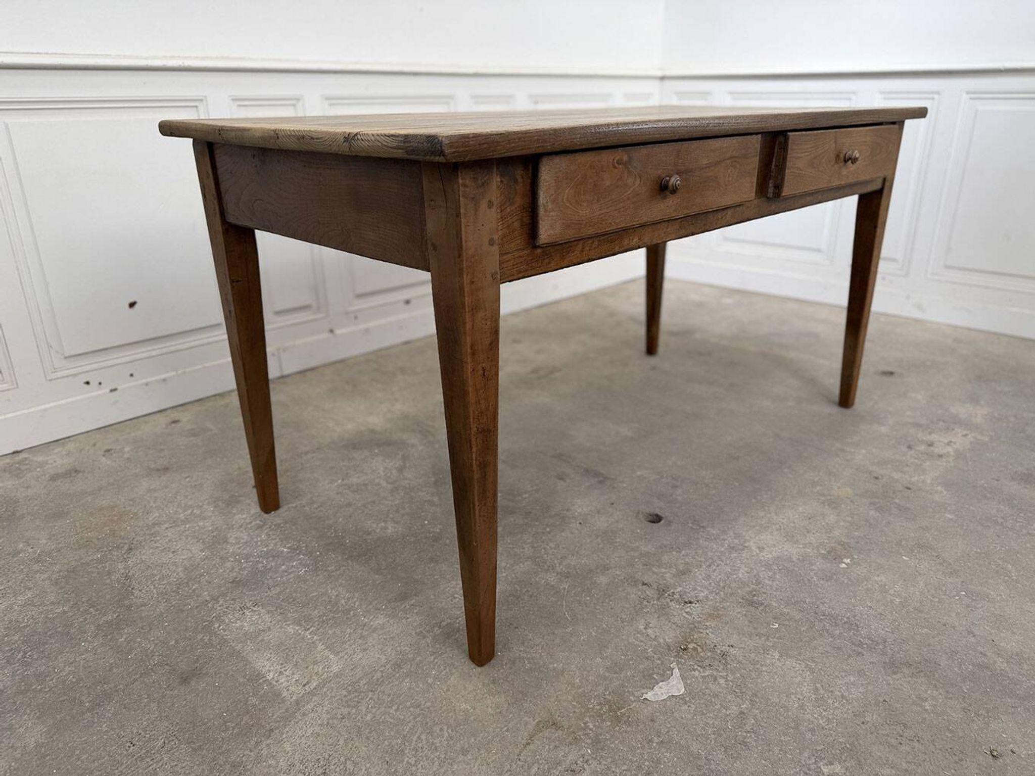 Small farmhouse table from 1930 in oak.