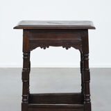 Tabouret ancien anglais en chêne massif du XVIIIe siècle