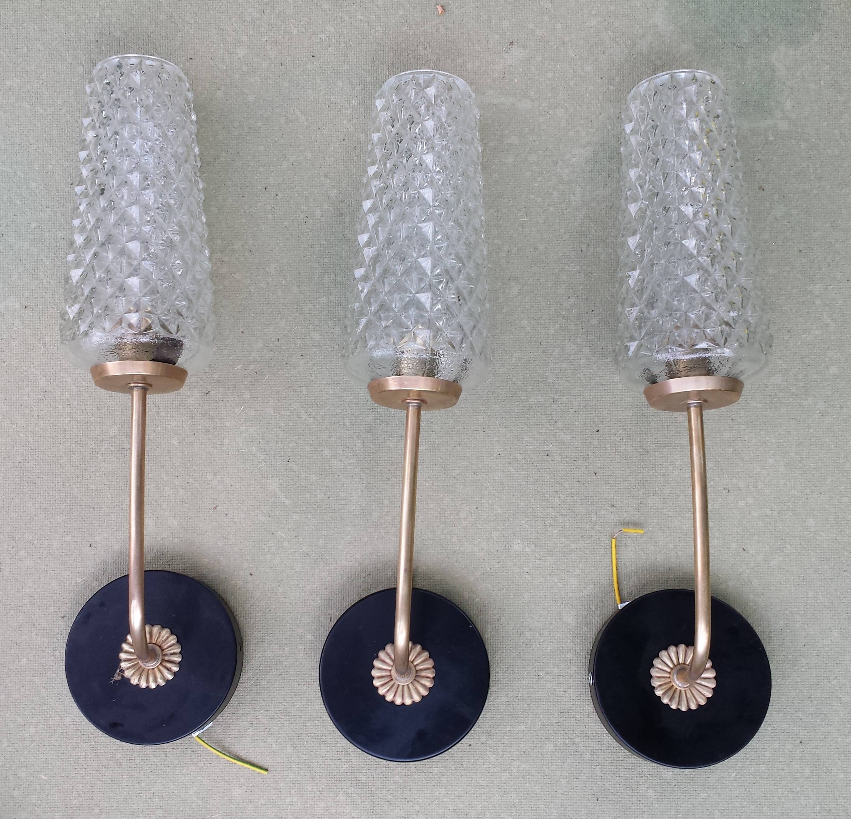 3 Vintage Wall Lights