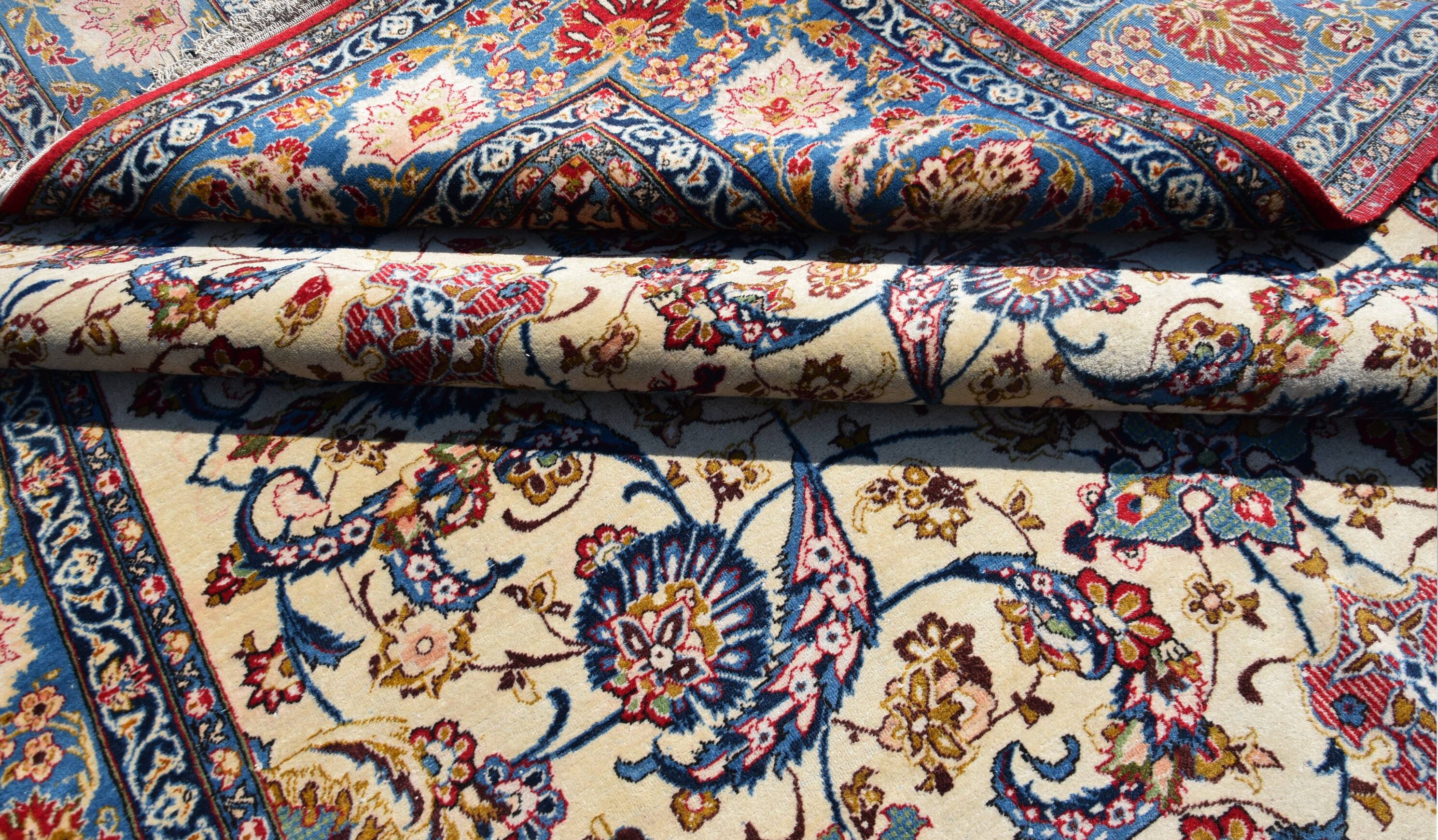 Grand tapis d'orient Ispahan – Iran, époque du Shah : 258 × 375 cm