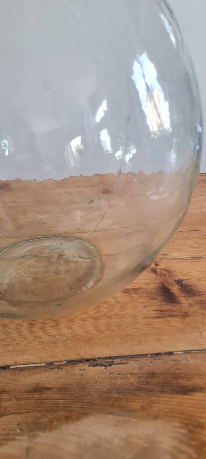 Demijohn in blown glass