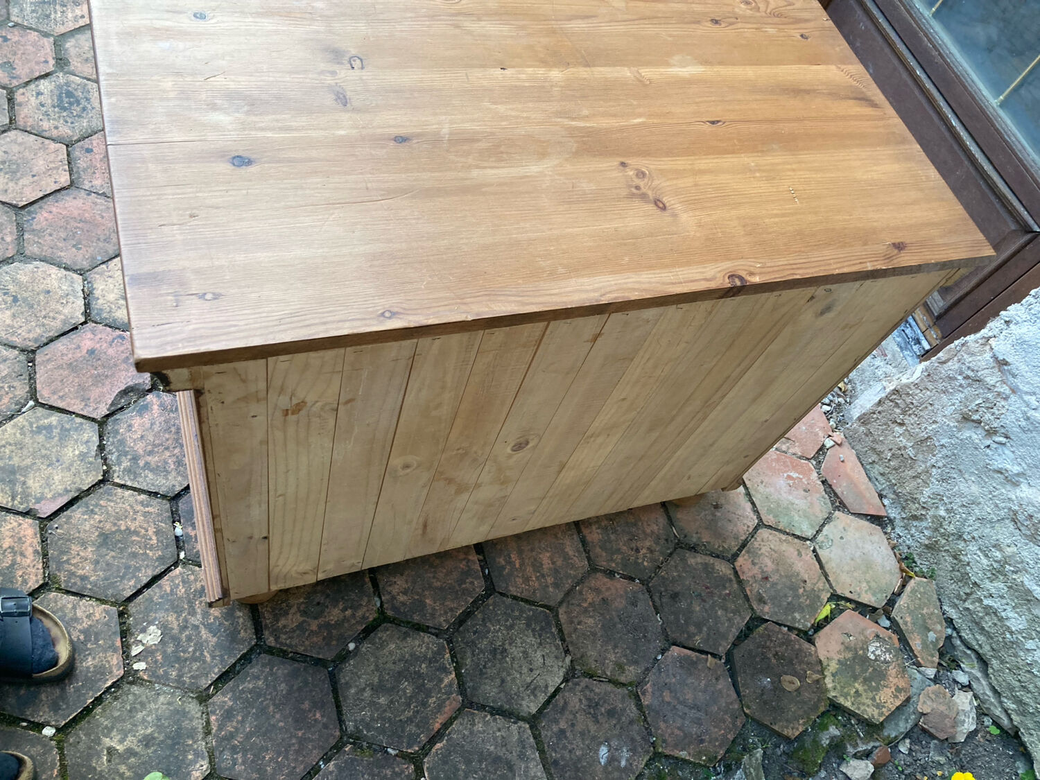 Antique pine chest of drawers