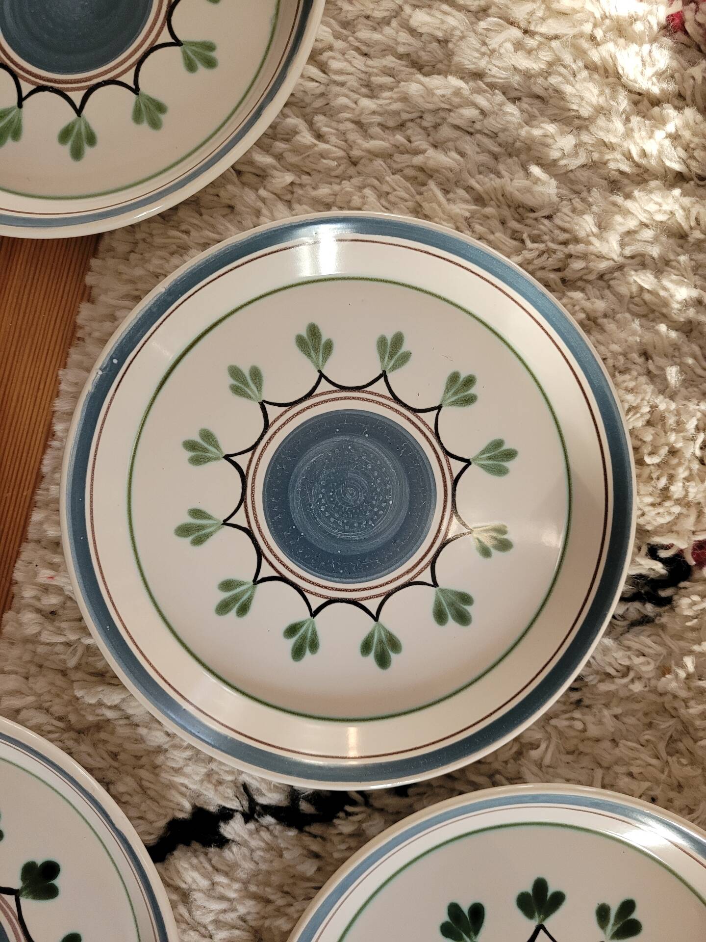 Lot no. 2 of 6 dessert plates MBFA Pornic