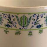 10 cups and 10 saucers in fine porcelain bernardaud cie, limoges for christofle, model eridan
