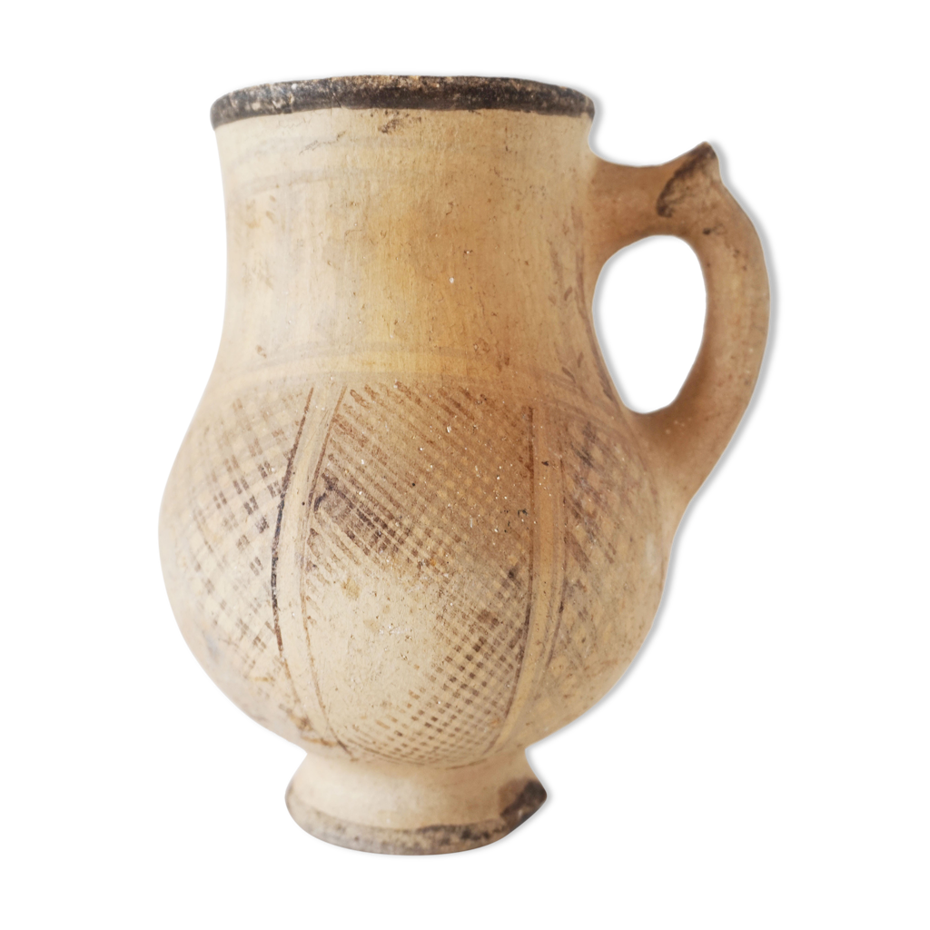 Best HD Pictures about  Carafe En Terre Cuite Bienfaits  with No AI Images