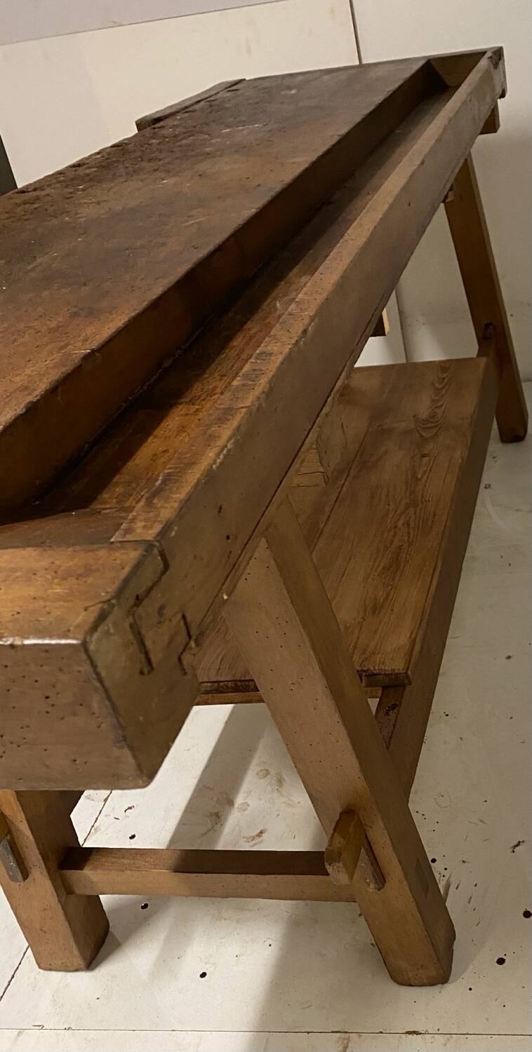 Carpenter's workbench from 1930