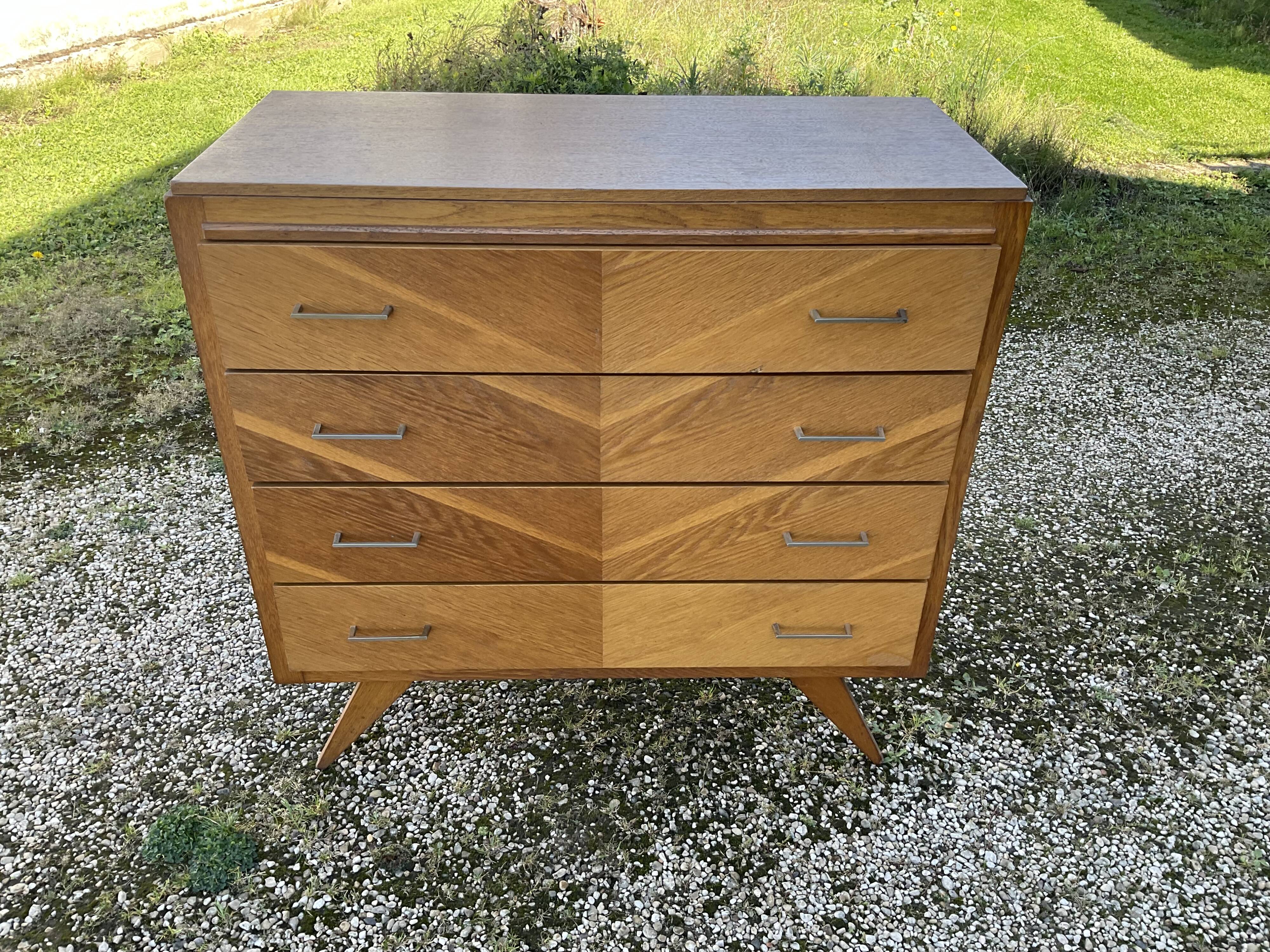 Vintage chest of drawers