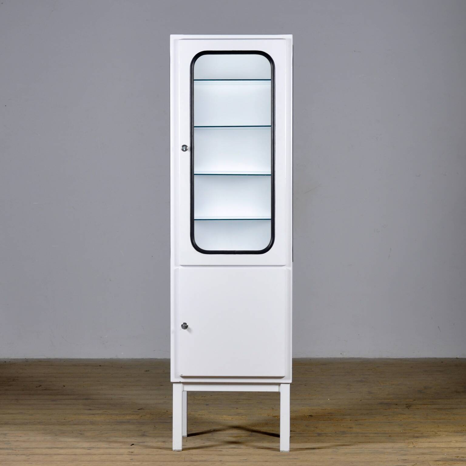 Vintage medical cabinet, 1970s