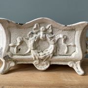 Old Medici cast iron planter, late nineteenth