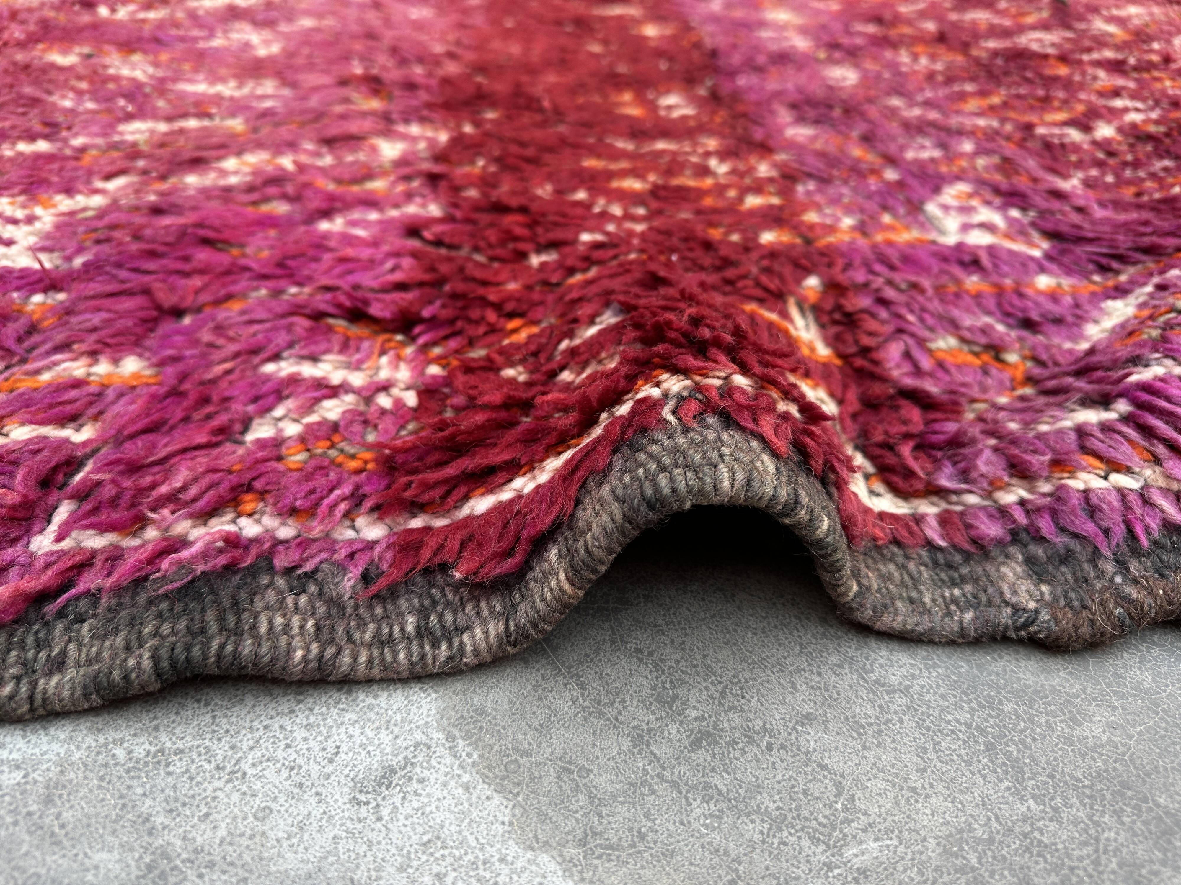 Moroccan rug - 198 x 314 cm