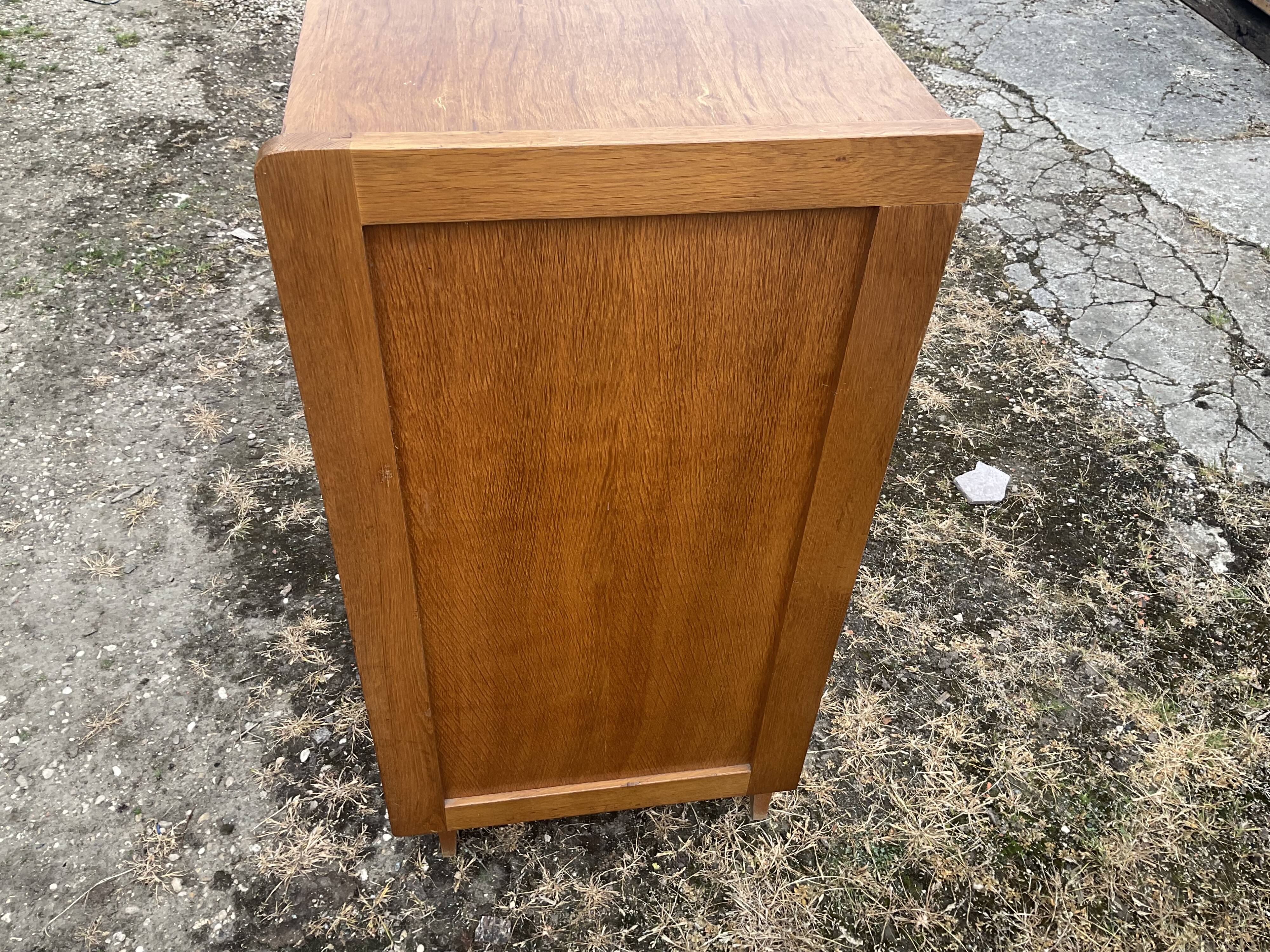 Vintage chest of drawers