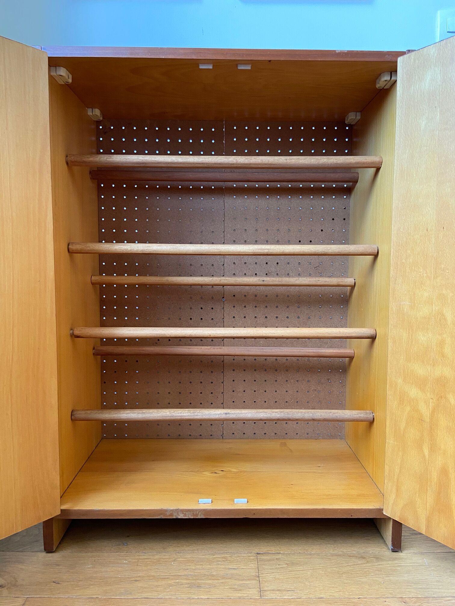 60's wooden shoe cabinet