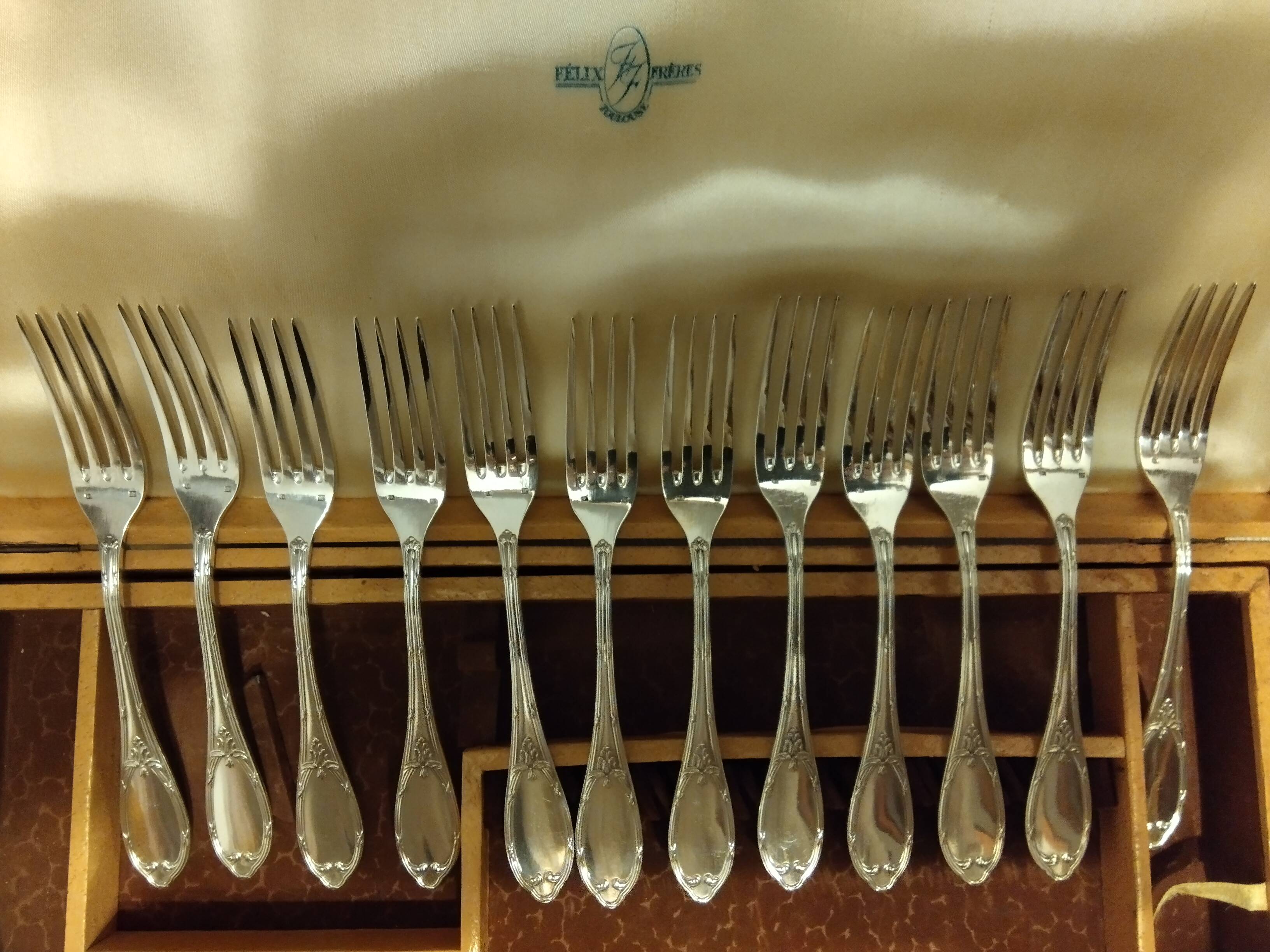 12 silver-plated metal forks by Félix Frères