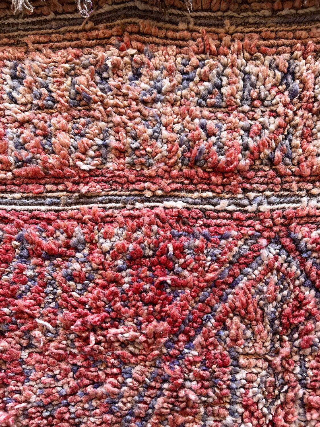 Vintage Beni Mguild rug 295x210