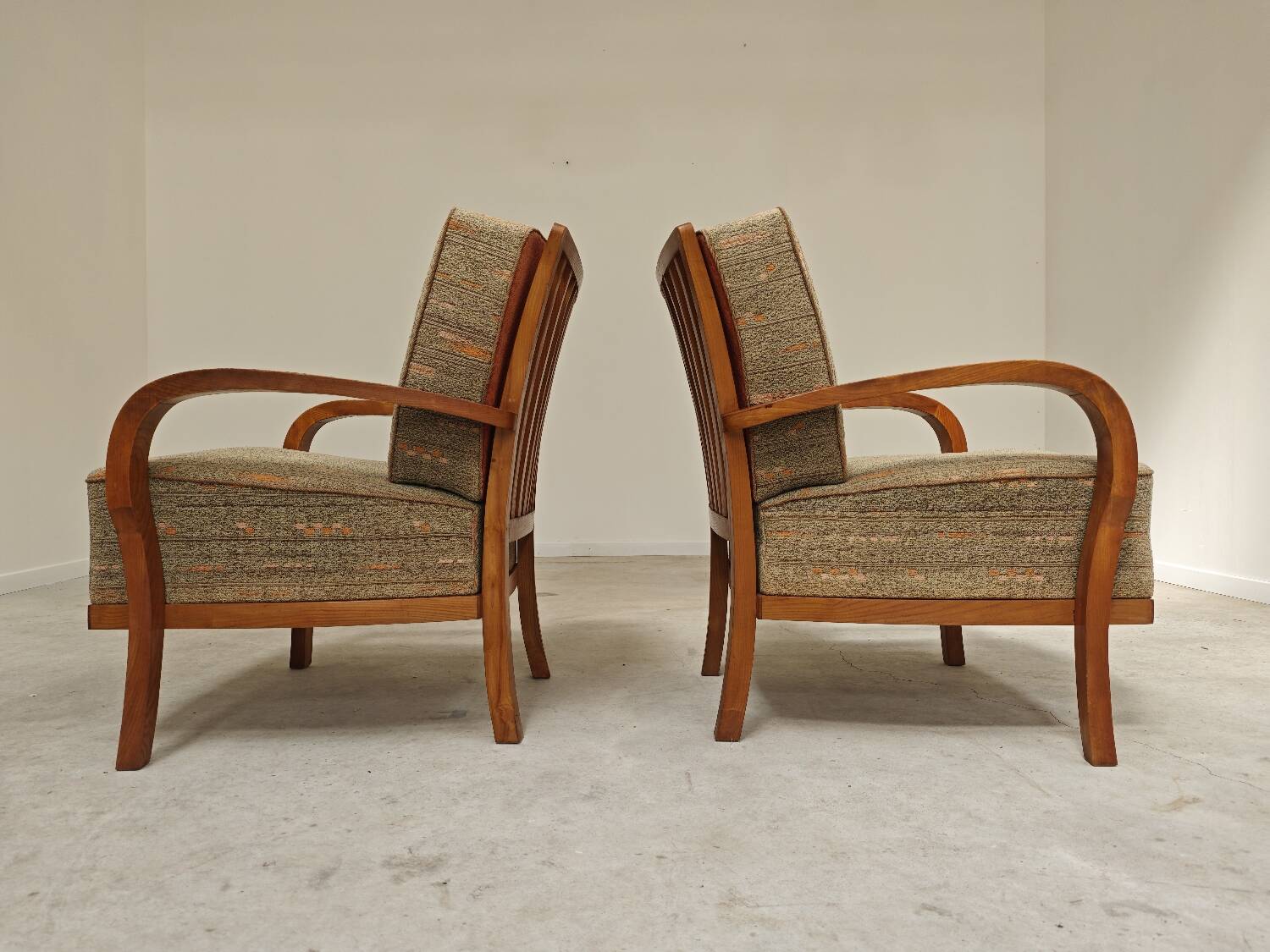 Pair of Krasna Jizba Art Deco solid wood armchairs