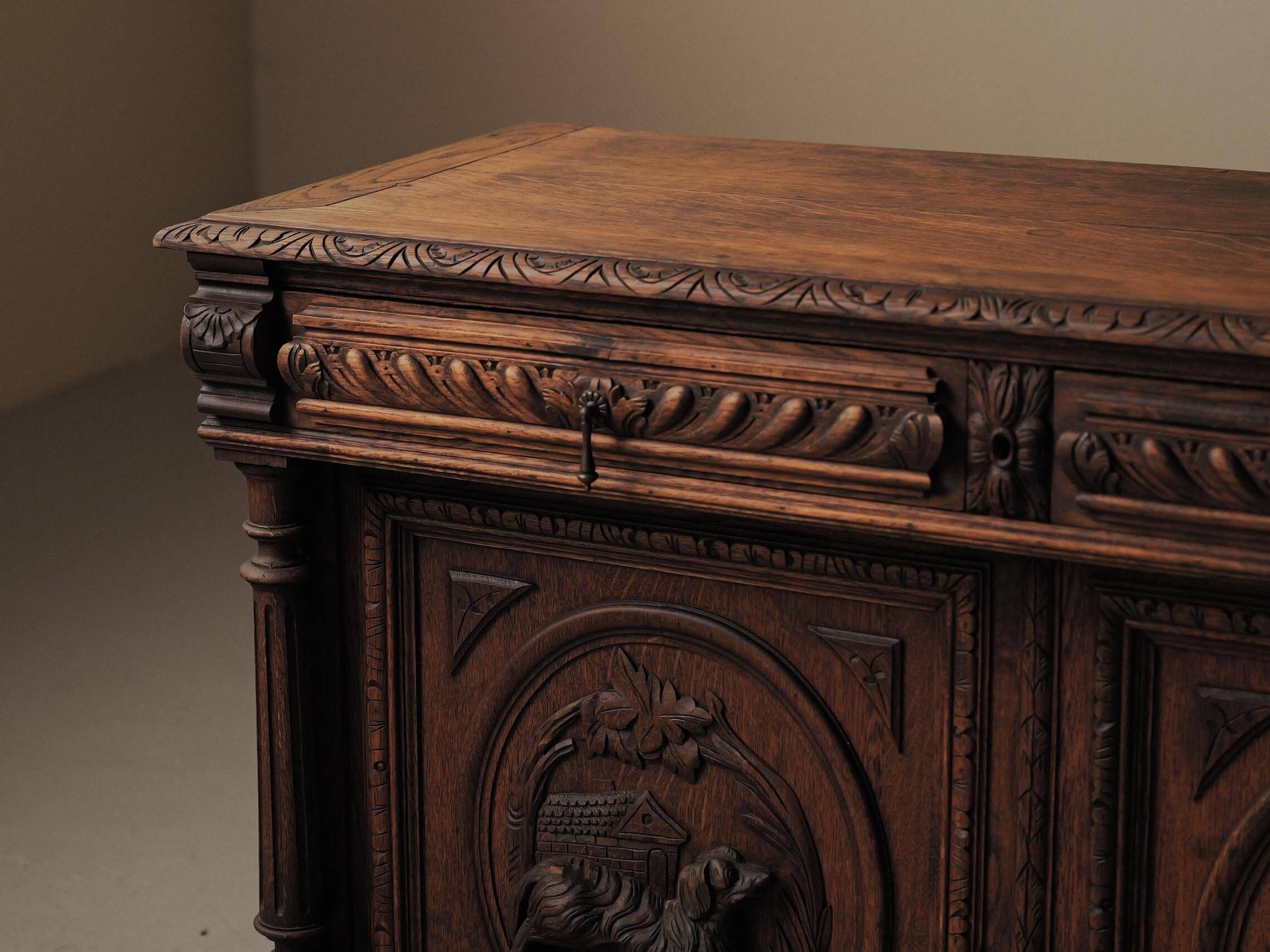 Buffet sculpté de style néo-Renaissance, XIXᵉ siècle