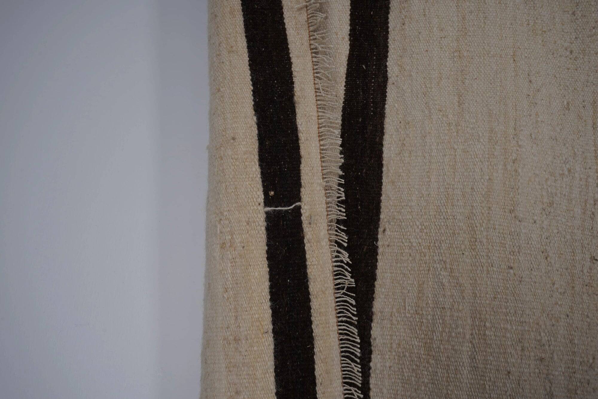 Vintage Turkish kilim handwoven 286x385 cm