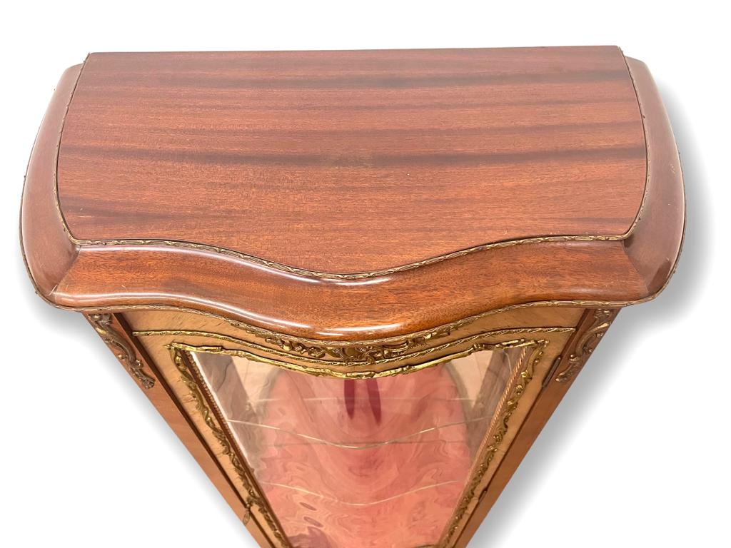 Louis XV style showcase