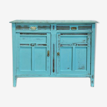 Parisian calypso buffet, patinated blue of the sea