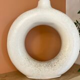 Round vase