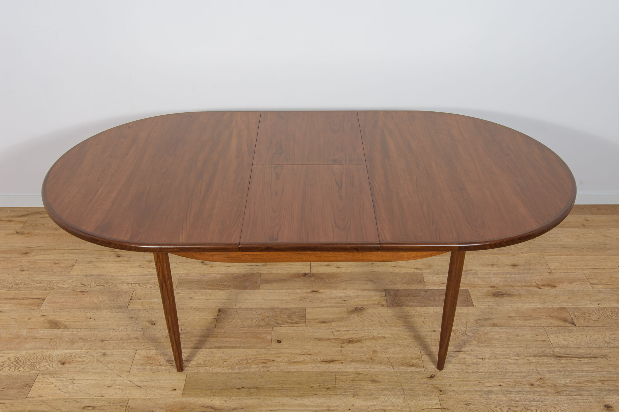 Mid-Century Modern Teak Oval Dining Table from G-Plan, United Kingdom, 1960s