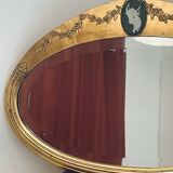 Miroir doré incrusté d'un bijou camée