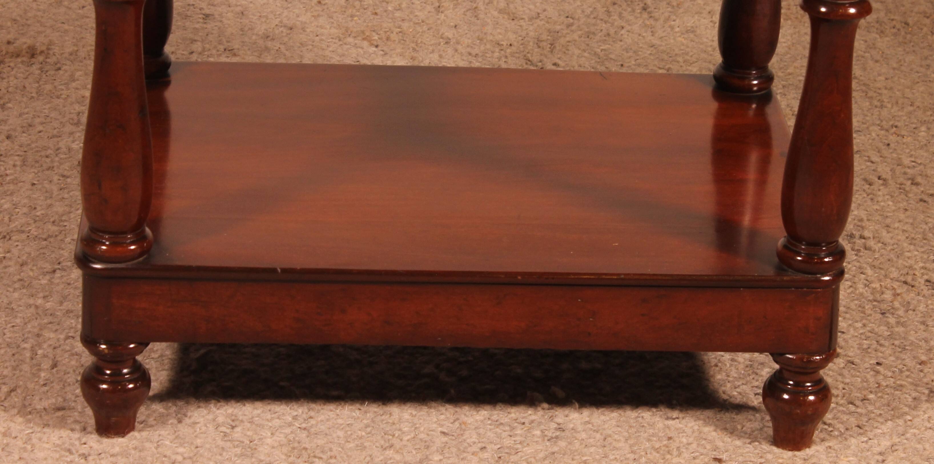 Small mahogany shelf - 19th century