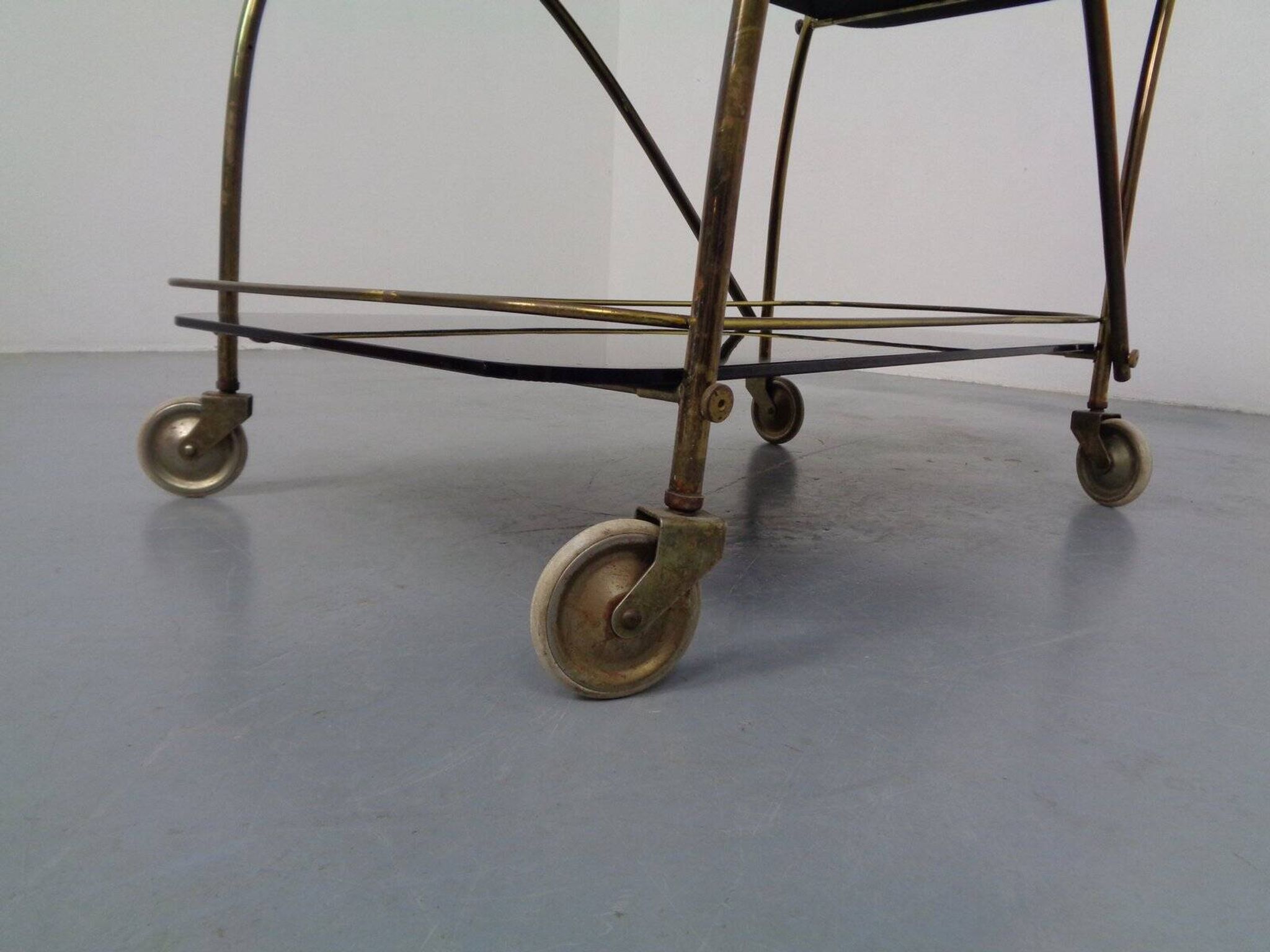 Mid-Century French Brass & Glass Serving Bar Cart, 1960s