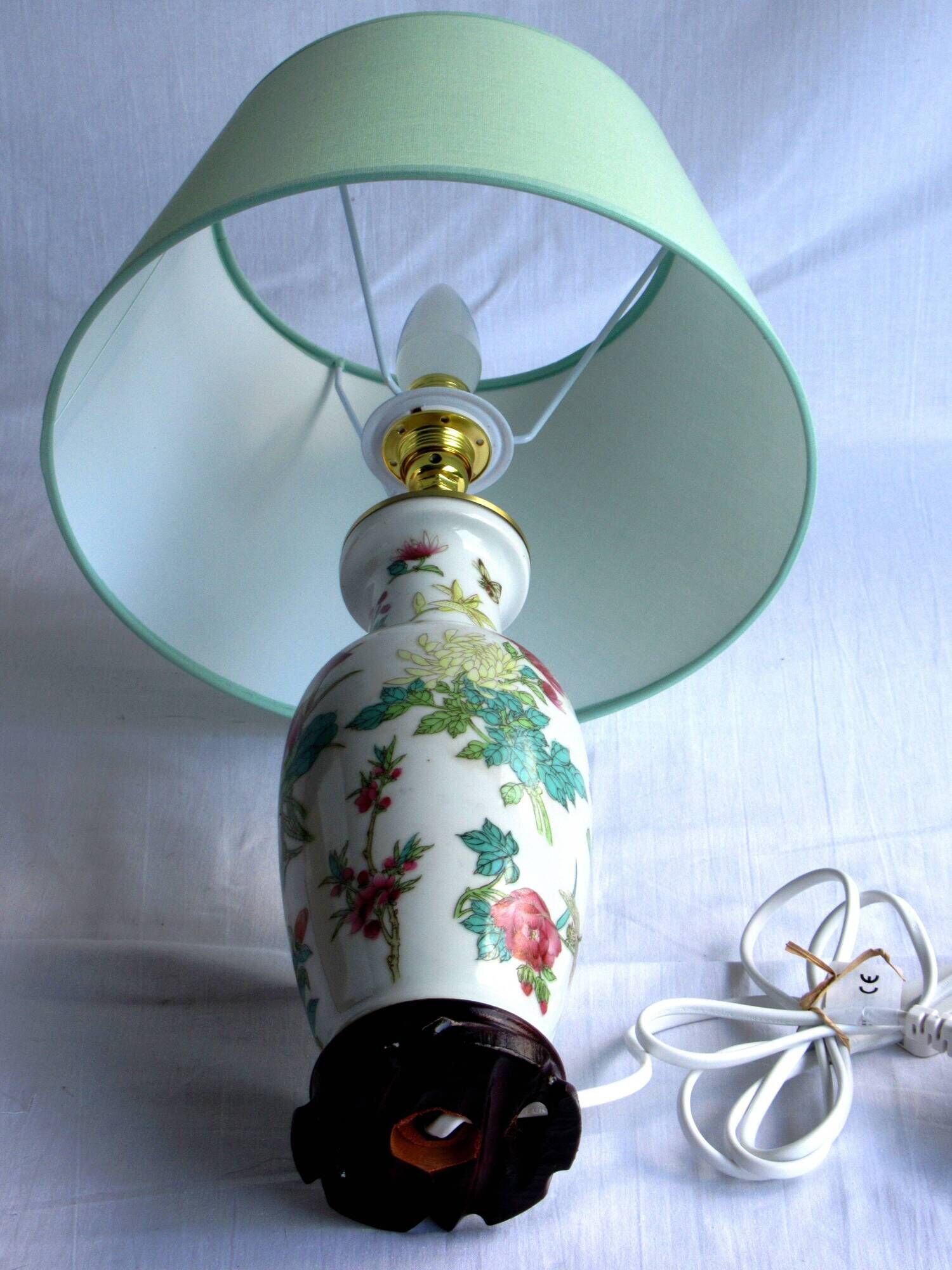 LIVING ROOM LAMP