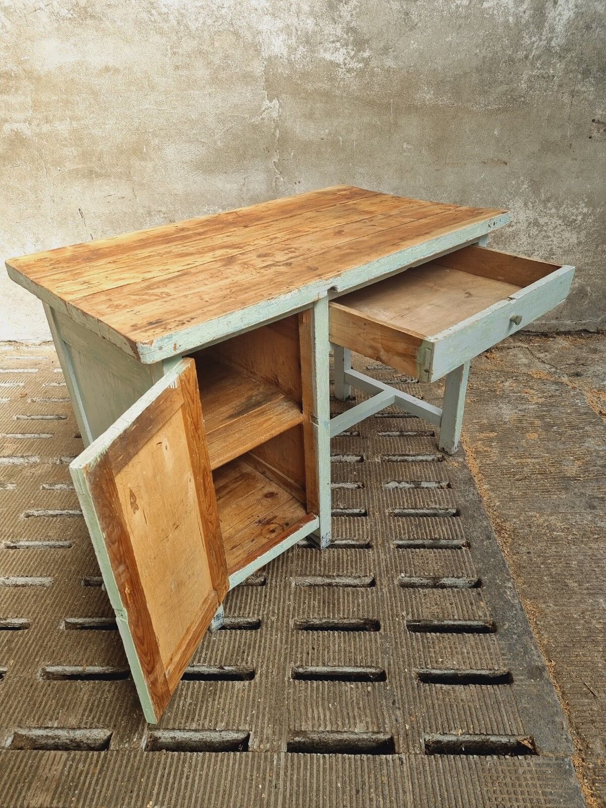 Vintage desk work table